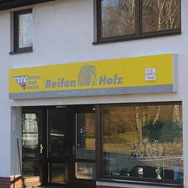 Geteilter Wandleuchtkasten Haubenausfürhrung