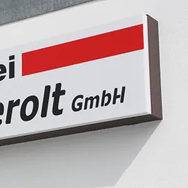 Leuchtkasten einseitig Haube beschriftet